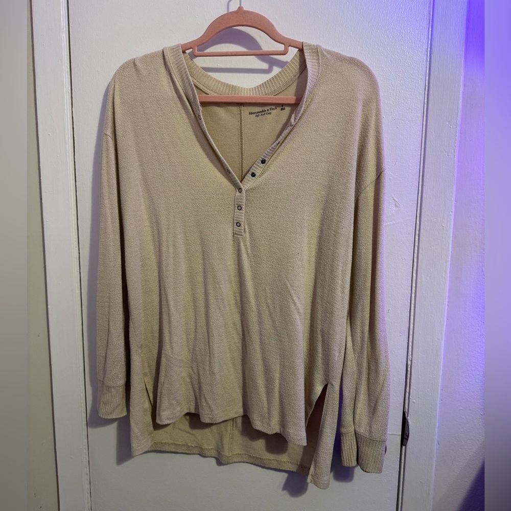 Abercrombie & Fitch cozy knit top